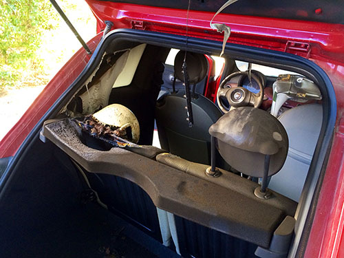 ma Fiat 500 prend feu dans la cabine  7000km en stationnement